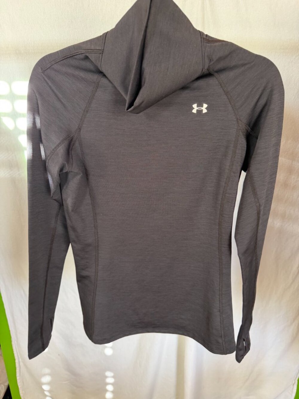 Under Armour Dark Gray Heathered Long Sleeve ColdGear Hoodie with Thumbholes